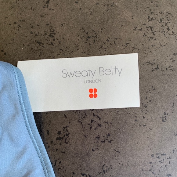 Sweaty Betty Stamina Workout Bra - Picture 3 of 6